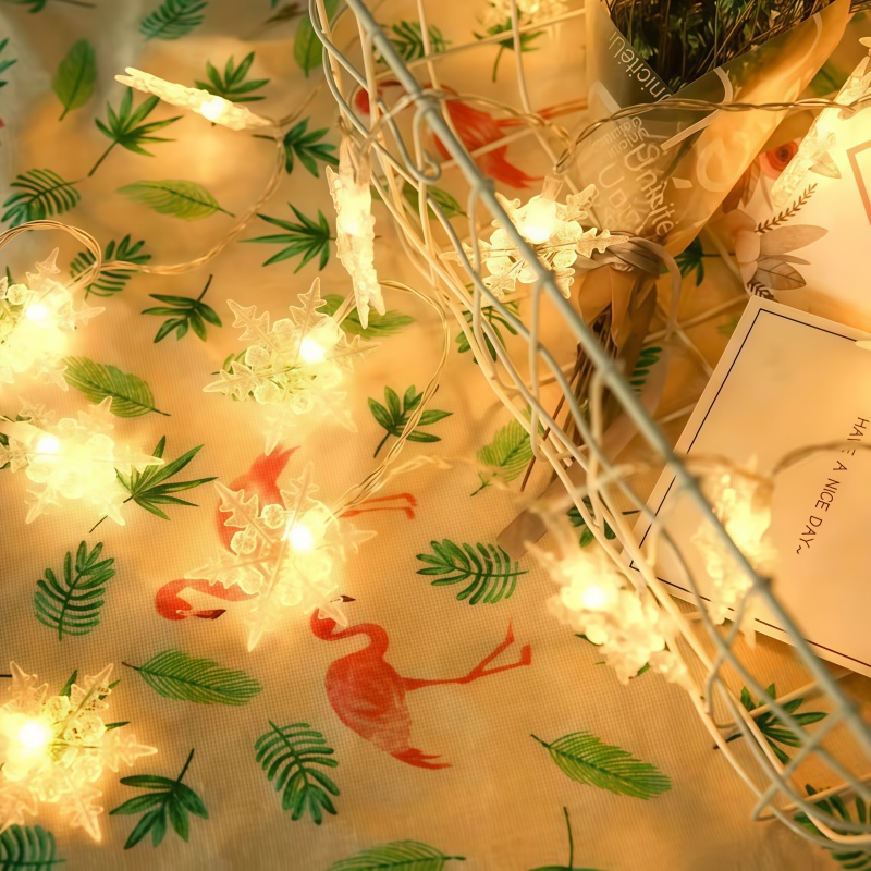 ไฟม่านรูปเกล็ดหิมะแบบใช้พลังงา - Outdoor Power For Xmas Lights บทวิจารณ์และราคา